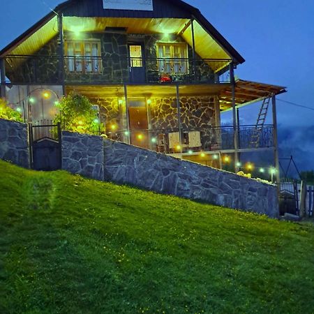 Betegi Guest House Mestia Exteriér fotografie